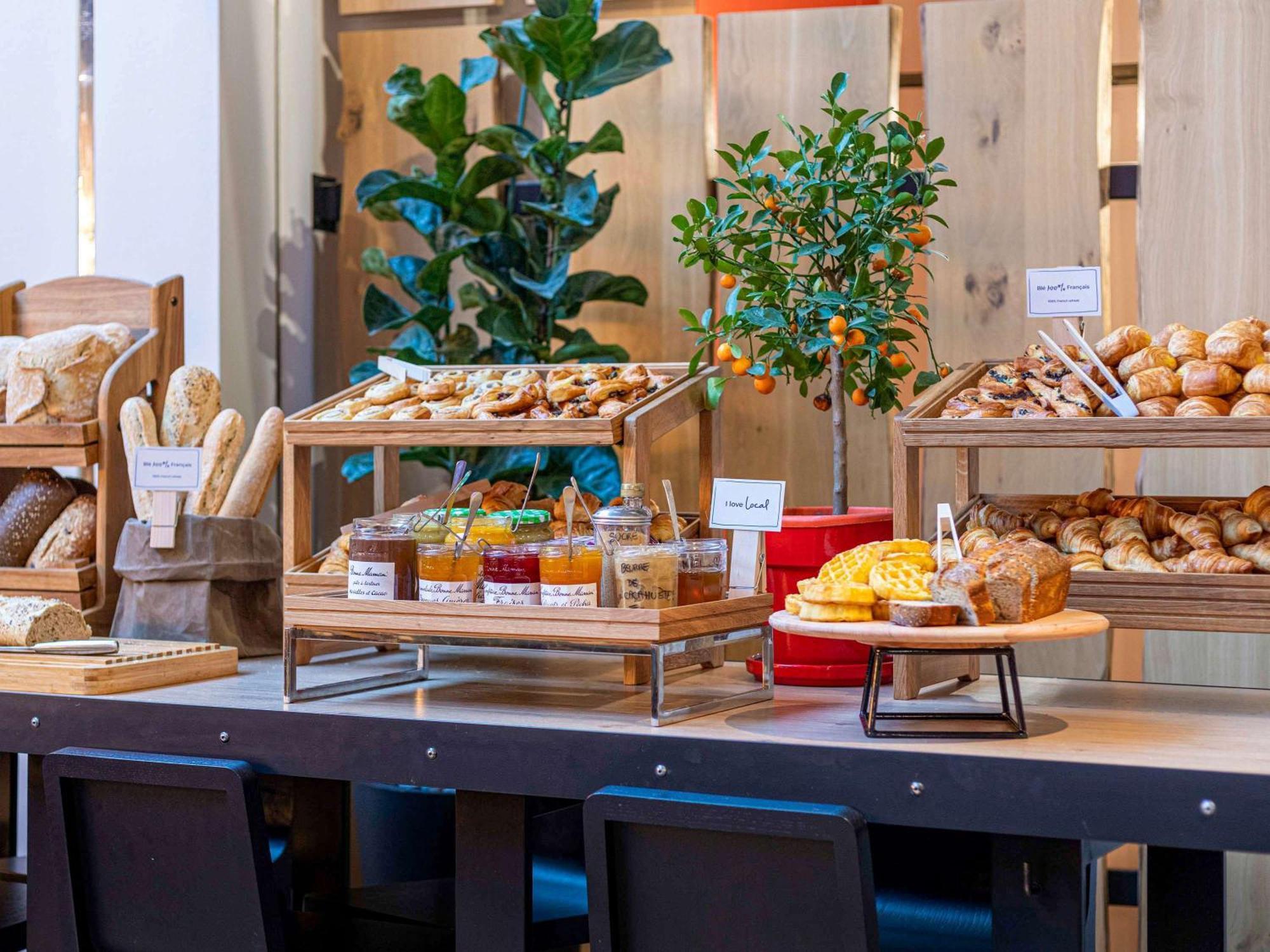 Novotel Paris Vaugirard Montparnasse Екстер'єр фото