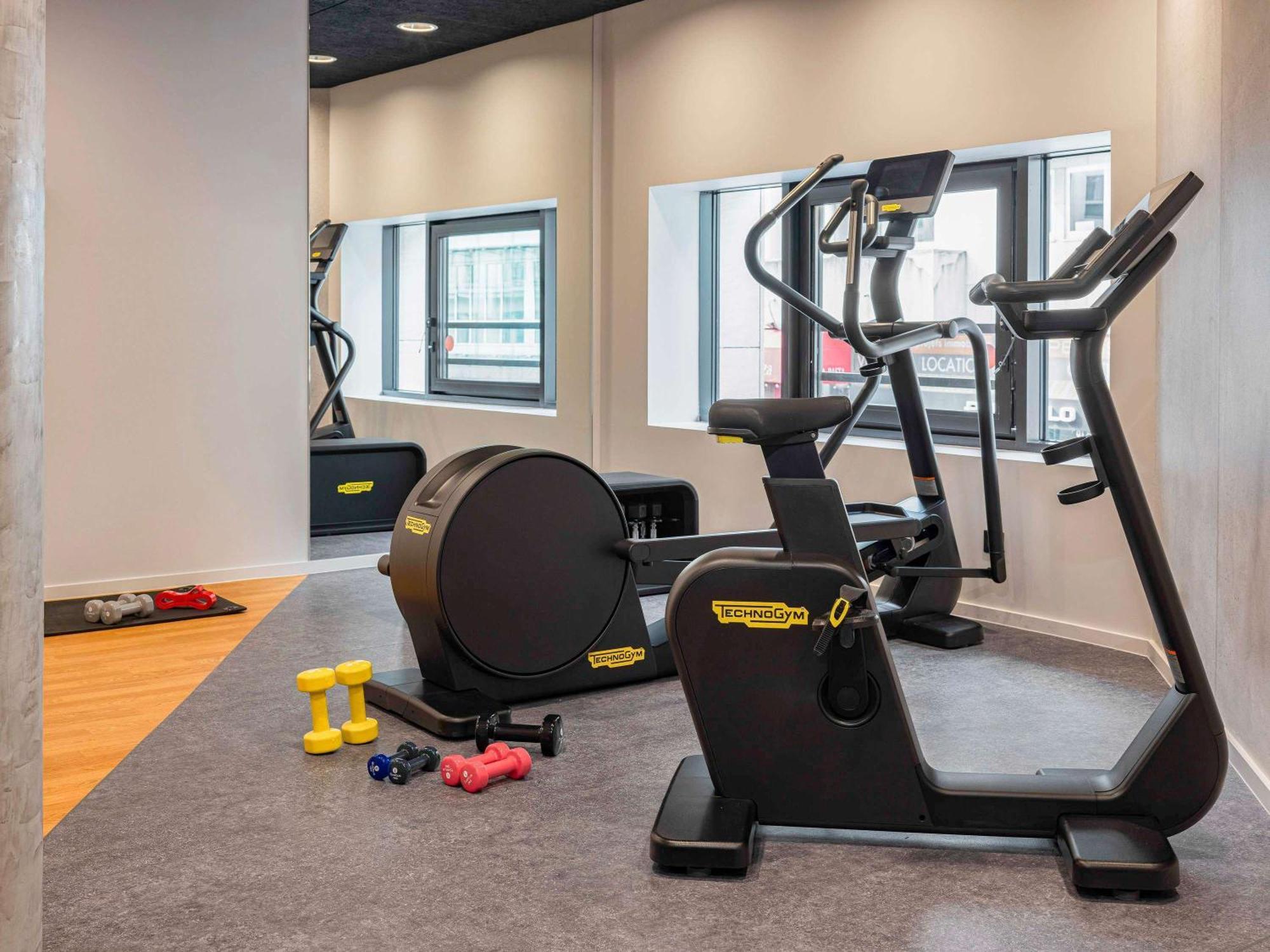 Novotel Paris Vaugirard Montparnasse Екстер'єр фото